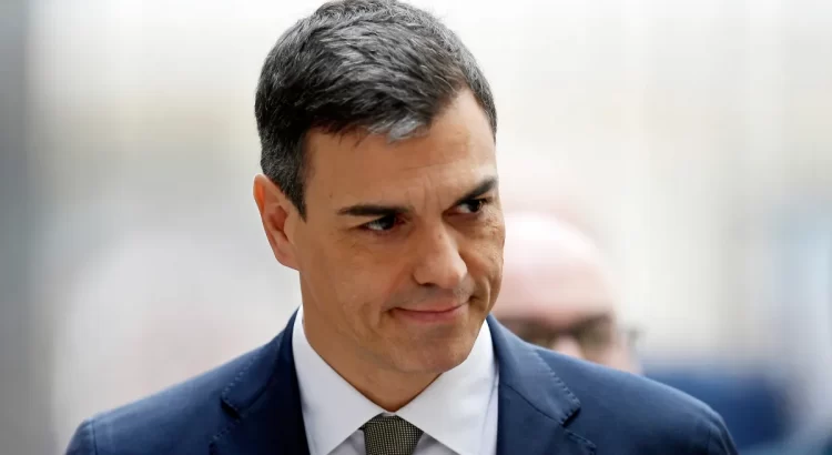 Con pitos y abucheos fue recibido Pedro Sánchez