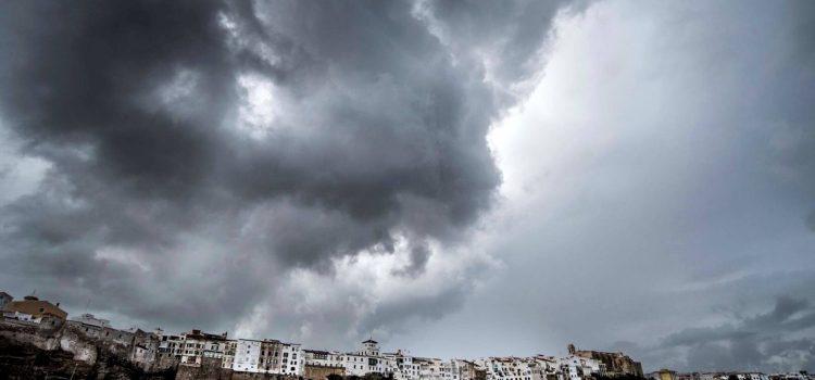 Alerta Meteorológica: DANA histórica se cierne sobre la costa Mediterránea
