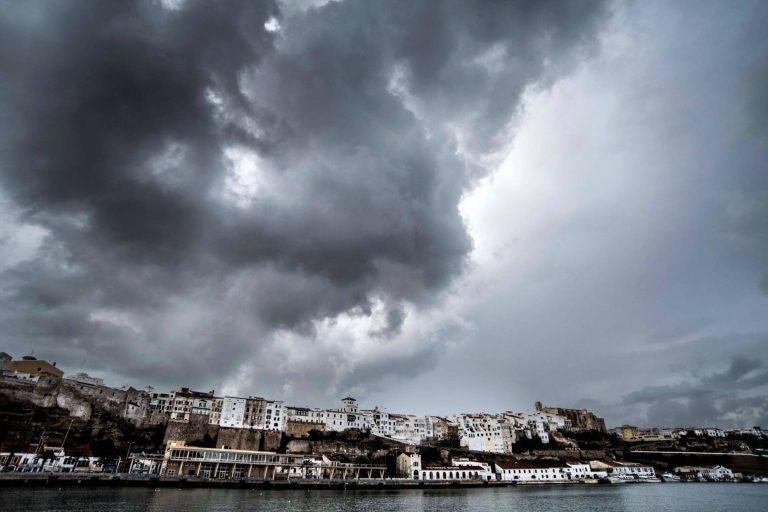 Alerta Meteorológica: DANA histórica se cierne sobre la costa Mediterránea