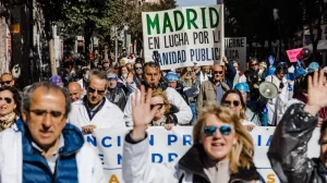 Suspendidos paros médicos en Madrid en espera de reunión con consejera de Sanidad