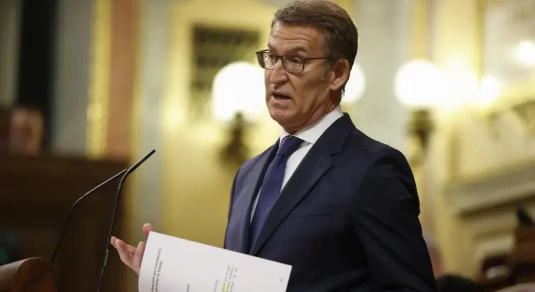 Alberto Núñez Feijóo se compromete con medidas clave en educación durante su discurso de investidura
