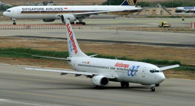 Chocan dos aviones en el aeropuerto de La Palma