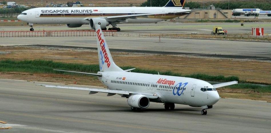Chocan dos aviones en el aeropuerto de La Palma