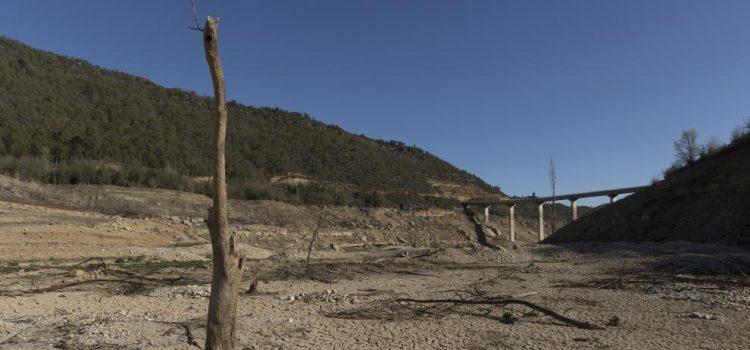 Emergencia por sequía en embalse de Darnius-Boadella: Restricción de agua