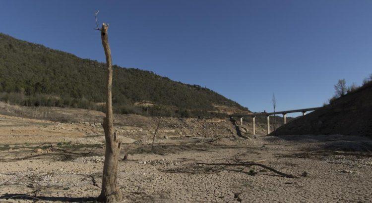 Emergencia por sequía en embalse de Darnius-Boadella: Restricción de agua