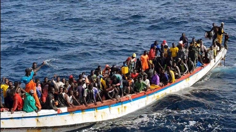 Repunte en llegadas de migrantes a España en 2023: Rutas marítimas en foco