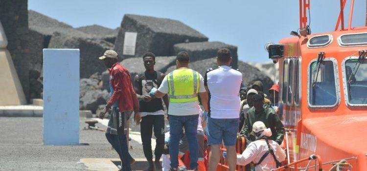 Llegan más de 19,000 inmigrantes a Canarias en 2023, cifra sin precedentes desde 2006