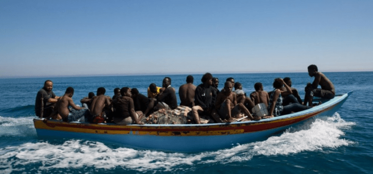 Ministro de Inclusión informa que 5,000 personas migrantes han sido trasladadas desde Canarias a la Península