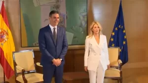 PSOE y Sumar aceleran negociaciones para un Gobierno de coalición