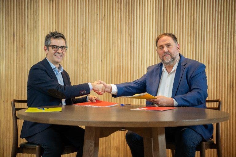 El PSOE consigue el apoyo de ERC para la investidura de Pedro Sánchez a cambio de concesiones en Cataluña