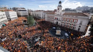 Multitudinarias protestas del Partido Popular contra la amnistía generan un llamado a la oposición activa