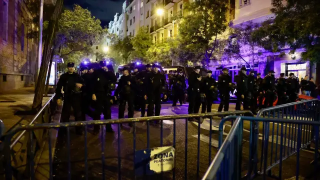 Protestas en Madrid contra la amnistía desbordan sede del PSOE