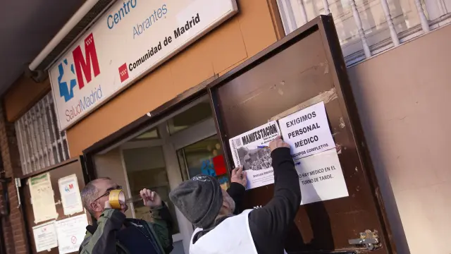 Crisis de personal médico en Madrid afecta a la calidad de atención