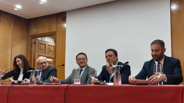 El fiscal general defiende a fiscales en medio de tensiones por el pacto PSOE-Junts