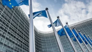 La Comisión Europea considera supervisar la reforma del CGPJ en España