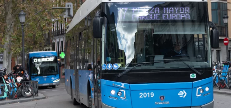 Madrid celebra un año de flota de autobuses 100% eléctrica