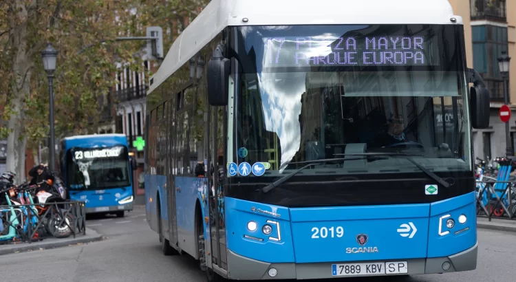 Madrid celebra un año de flota de autobuses 100% eléctrica