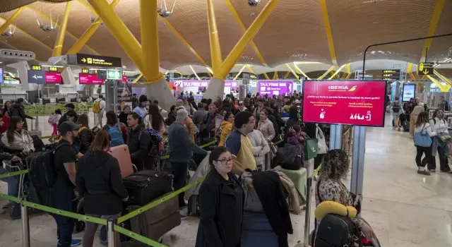Tercera jornada de protestas en Iberia genera afectaciones en vuelos y equipaje