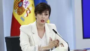 Gobierno aprueba avales para compra de vivienda por jóvenes y familias