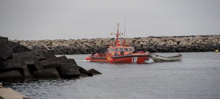 Muere una turista en aguas de Canarias tras ataque de un tiburón