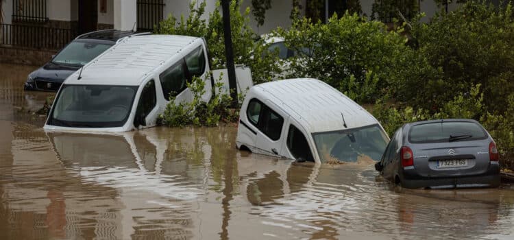 Lluvias torrenciales provocan graves inundaciones y daños en España