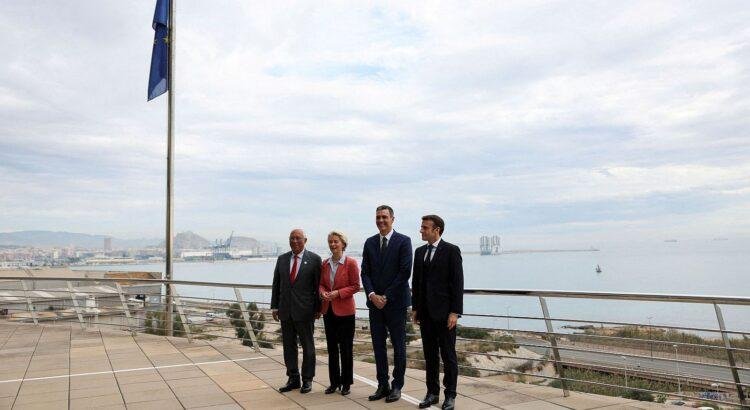 España y Francia avanzan en el desarrollo de un hidroducto que conectará Barcelona con Marsella