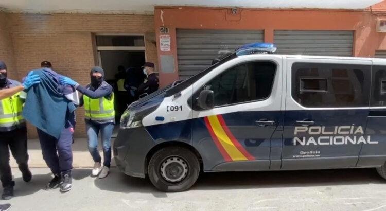 España se mantiene alerta ante la posible llegada de yihadistas mezclados con los inmigrantes