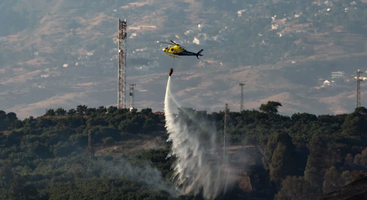 Ola de incendios no da tregua, 6.000 desalojados en toda España