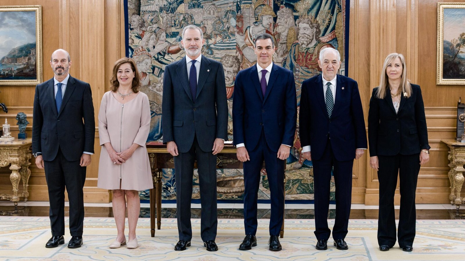 El rey sanciona la cuarta reforma de la Constitución Española, que otorga a Formentera un senador propio