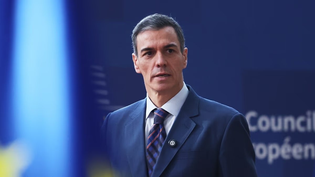Sánchez reaparece en TikTok con el debate sobre el control de la IA en plena tormenta política por Ceuta